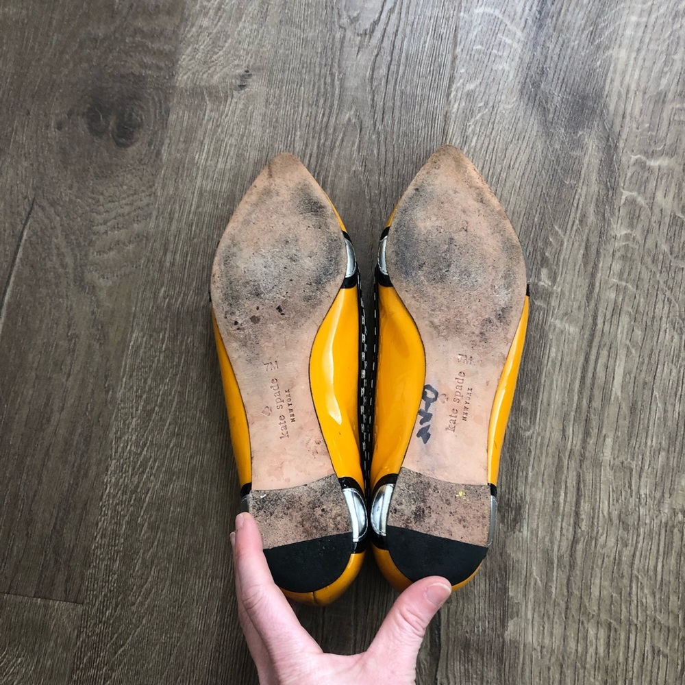 Kate Spade Yellow Go Taxi Pointed Toe Flats 7M - Picture 7 of 8